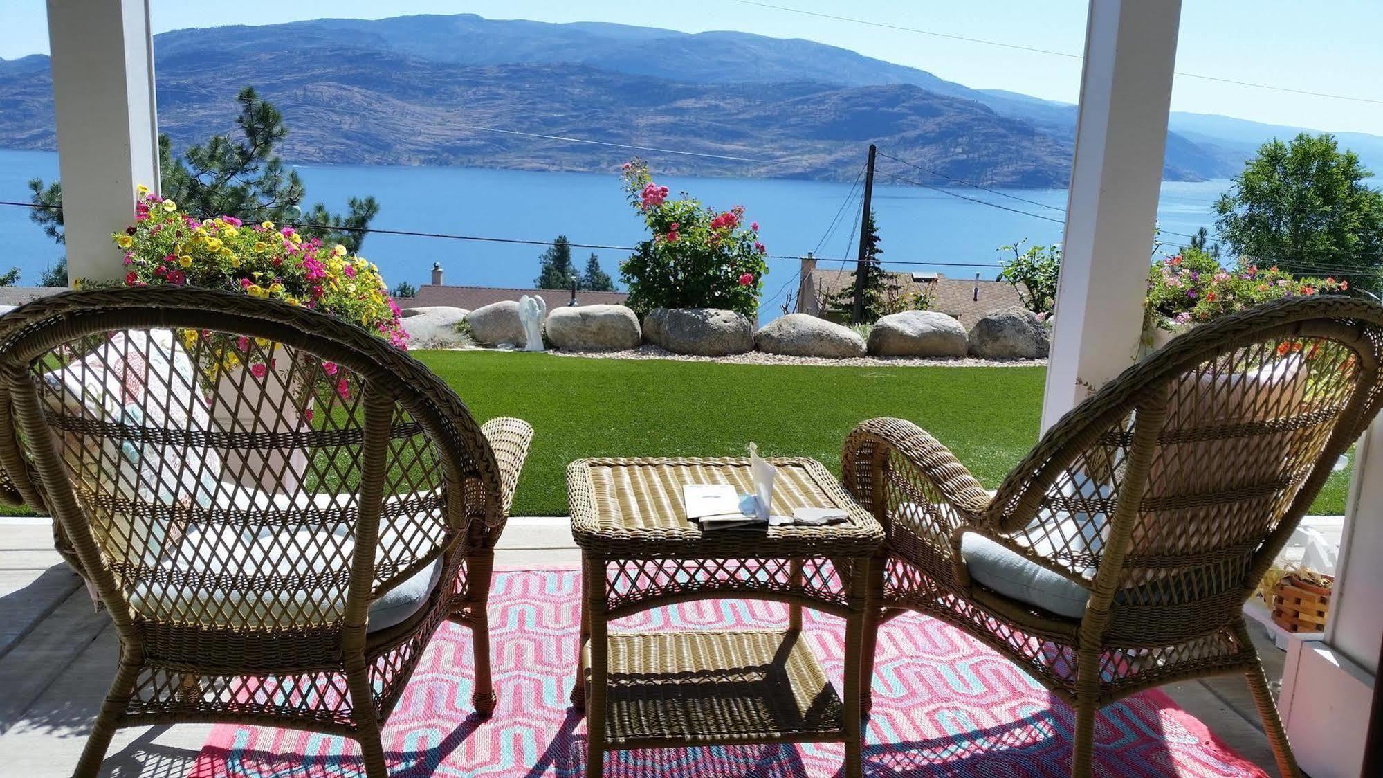 Heartstone B&B Peachland Extérieur photo